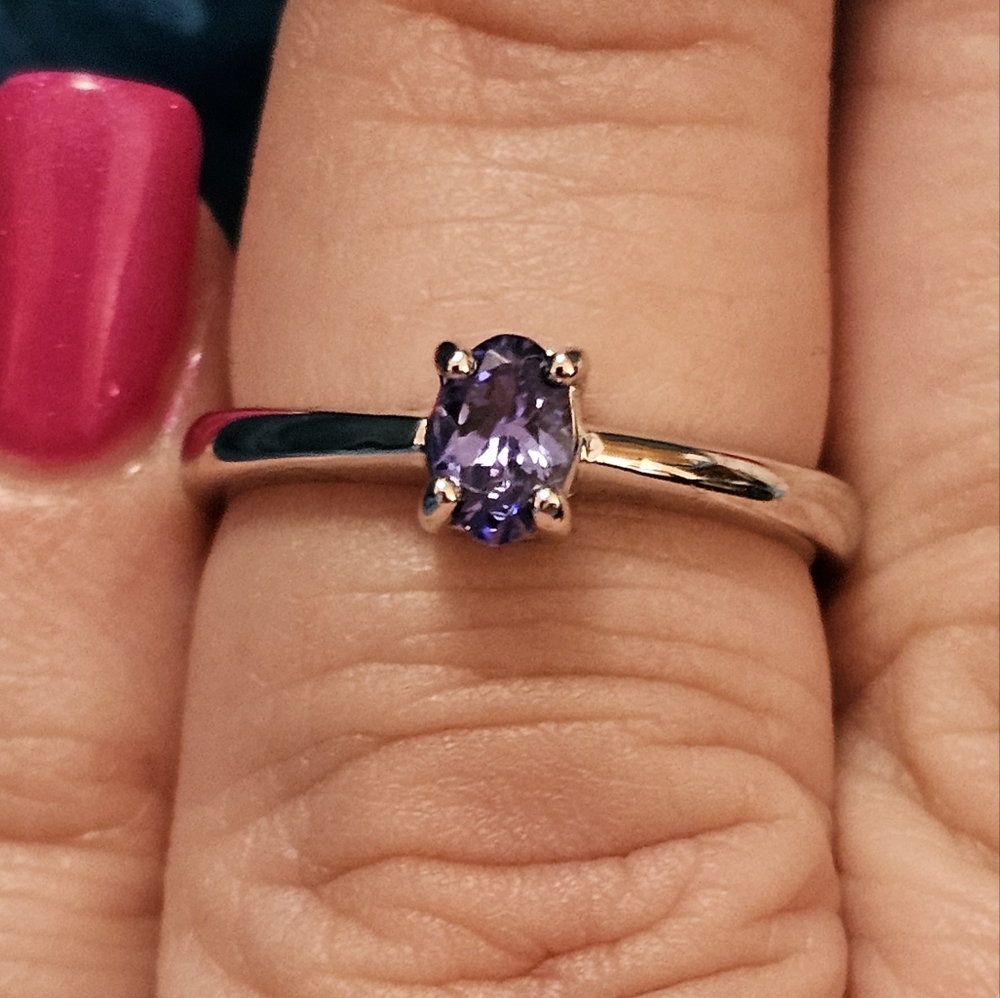 Sz 7, Dainty Solitaire Tanzanite Ring, 925 Silver,Rhodium,& Rough Sample Tanz.